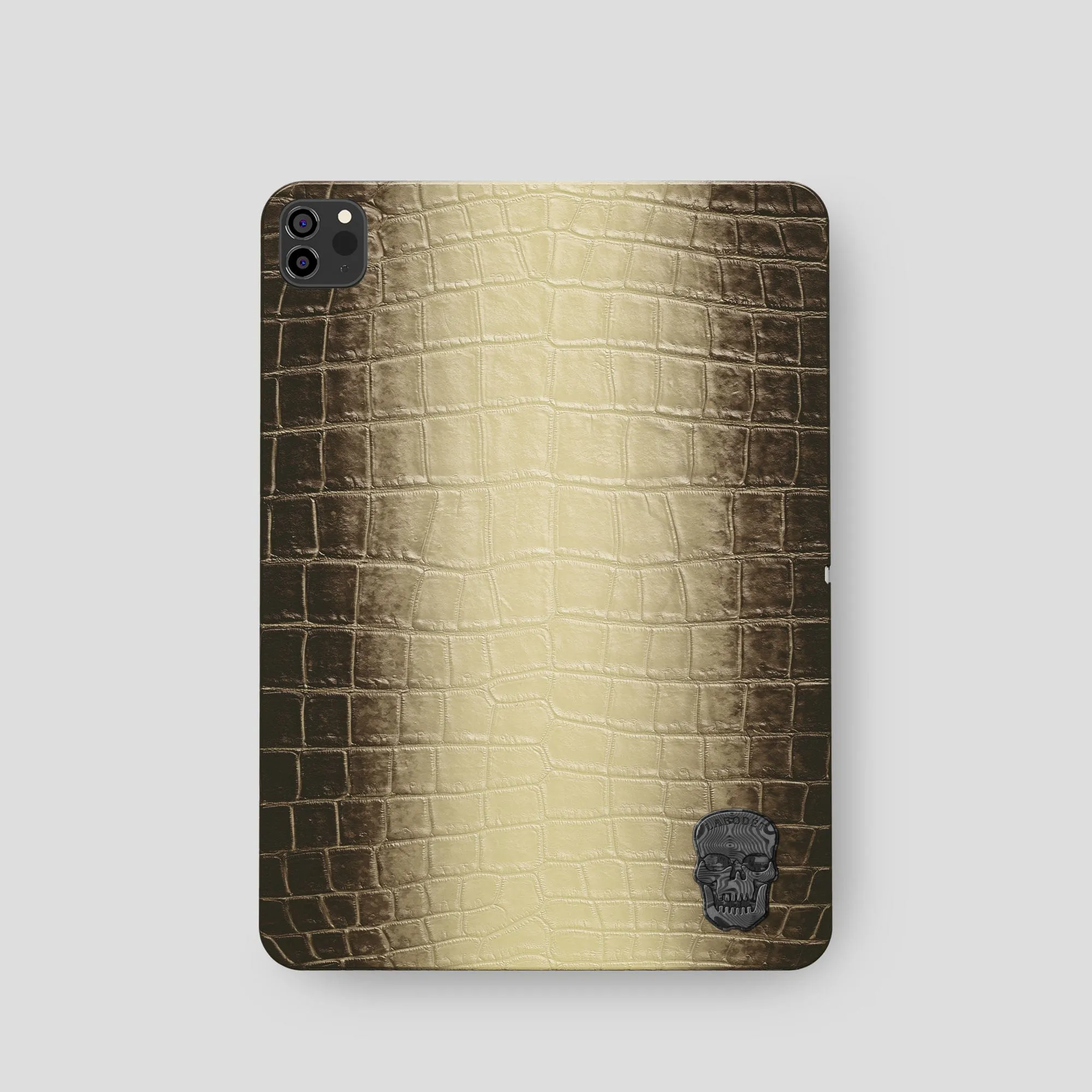 Case with Carbon Skull For iPad Pro 11-inch (2nd/3rd/4th gen) In Himalayan Crocodile