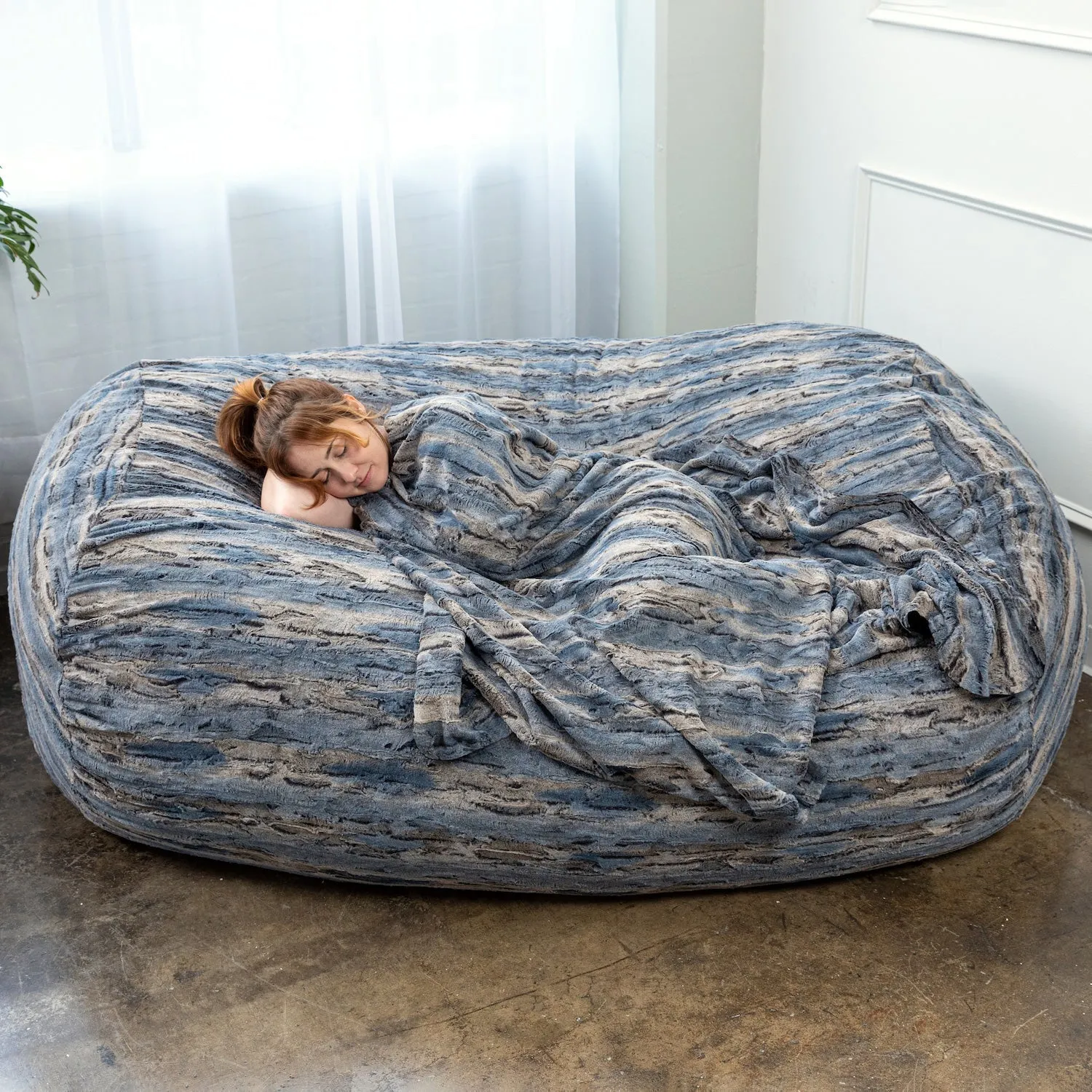 Jaxx Grand Lounger 7 Foot Bean Bag Sofa - Luxe Fur